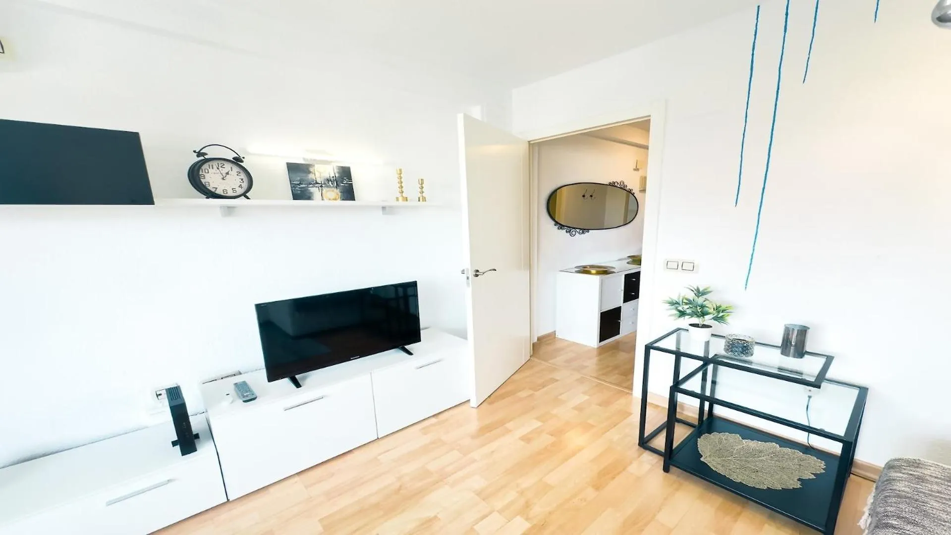 Comfy And Cozy Stay Piscis Benalmádena Appartamento